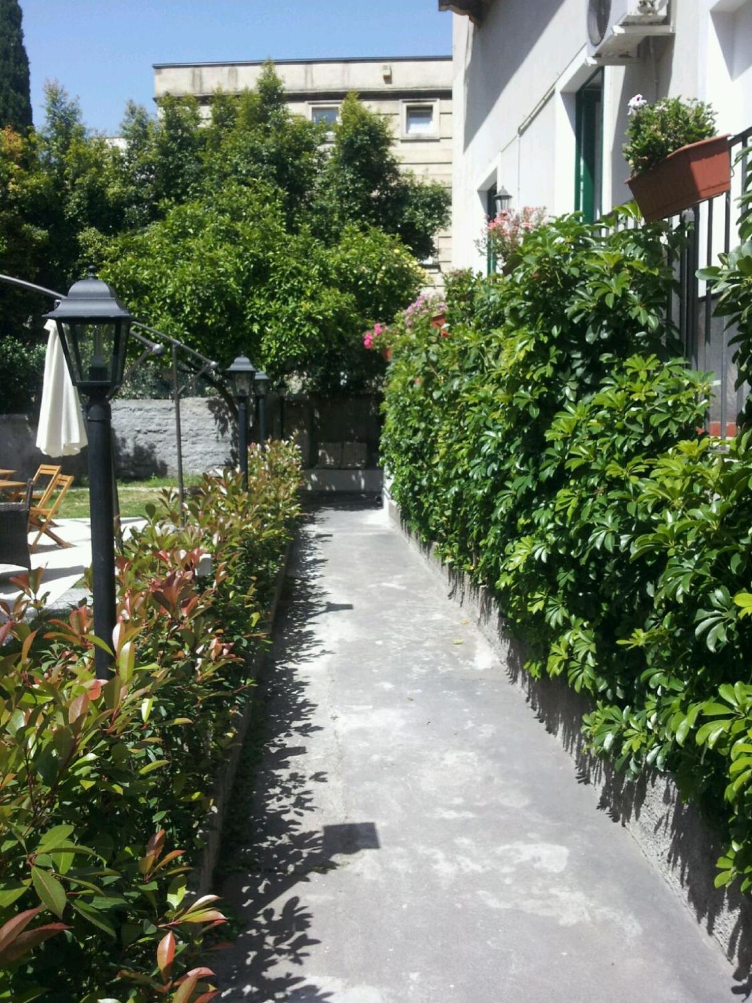 Dimora Novecento Bed and Breakfast Catania Eksteriør billede